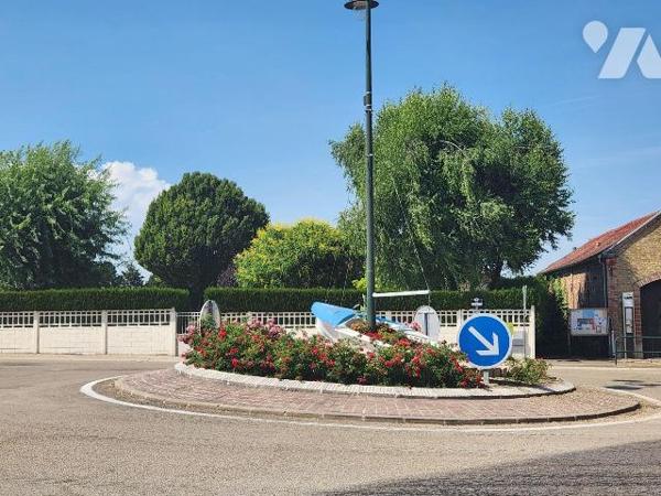 Rare secteur Lac d'Orient - Verger / terrain naturel de 3 310 m² avec double accès véhicule

...