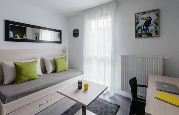 INVESTISSEMENT LOCATIF – ORLEANS - Résidence Étudiante La Reine Blanche - 5,33%  de rentabilité.