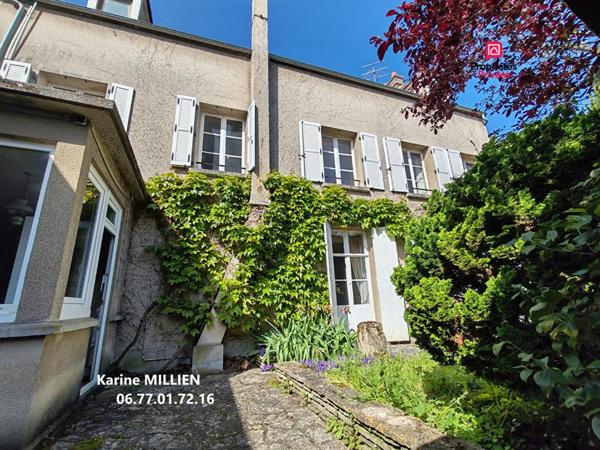 DREUX 28100 Maison en centre ville - 5 chambres - Garage - Dépendance - Grenier - Terrain - 275600  HAI