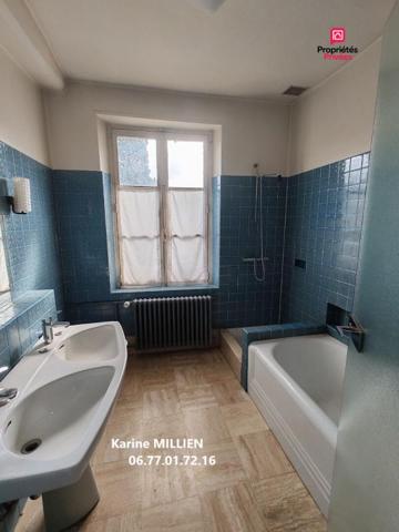 DREUX 28100 Maison en centre ville - 5 chambres - Garage - Dépendance - Grenier - Terrain - 275600  HAI