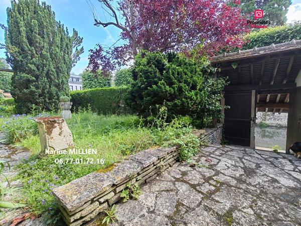 DREUX 28100 Maison en centre ville - 5 chambres - Garage - Dépendance - Grenier - Terrain - 275600  HAI