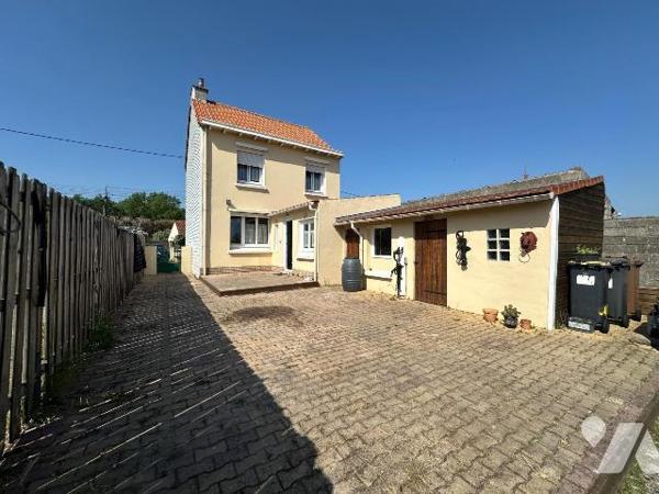 Maison individuelle à vendre à Marck - 76,50 m²

Située à Marck, cette maison individuelle de...