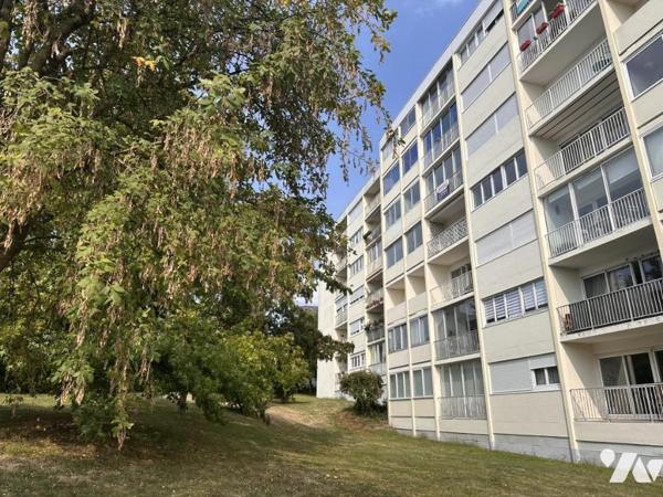 A VENDRE 56 VANNES La Garenne, à 2 pas du centre historique, appartement 94 m², 4 chambres, parking 
