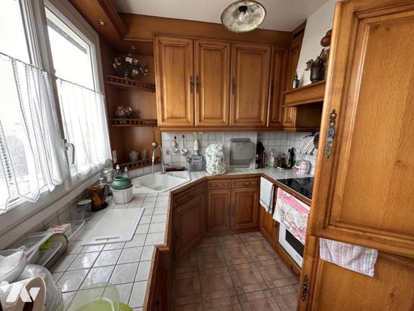 A VENDRE 56 VANNES La Garenne, à 2 pas du centre historique, appartement 94 m², 4 chambres, parking 