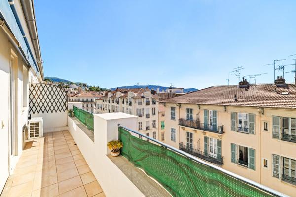 Vente Appartement de luxe Nice 1 pièce 97 m²