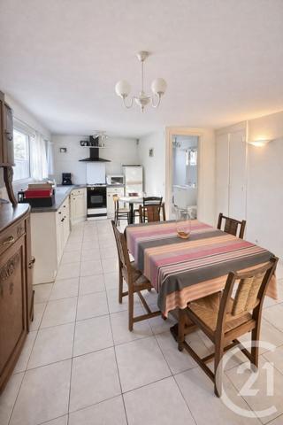 Maison à vendre  6 pièces - 160 m 2   PAU  - 64