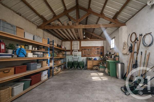 Maison à vendre  6 pièces - 160 m 2   PAU  - 64