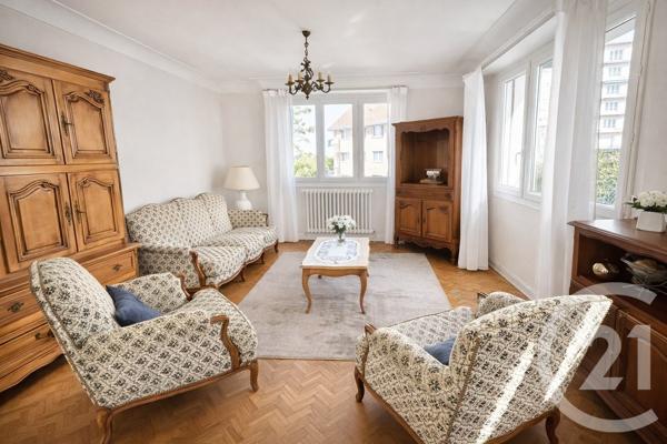 Maison à vendre  6 pièces - 160 m 2   PAU  - 64