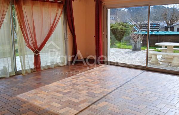 Maison familiale Beaux volumes Saint-Augustin