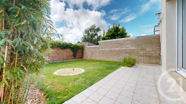 Maison à vendre  6 pièces - 156 m 2   TREILLIERES  - 44