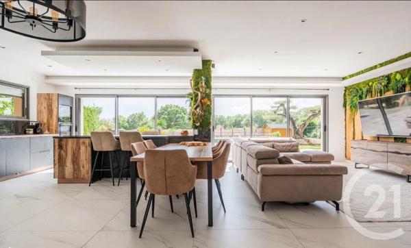 Maison à vendre  6 pièces - 156 m 2   TREILLIERES  - 44
