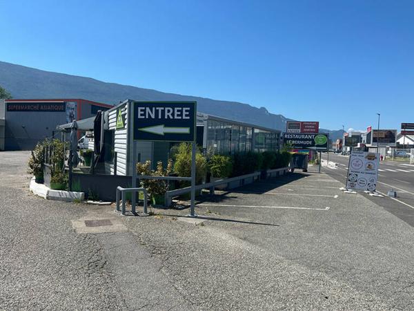 Très belle opportunité : FDS Restaurant Rapide Zone des landiers de 115 m2