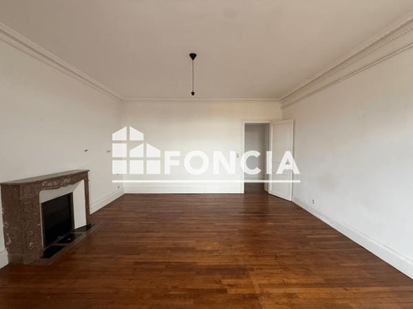 Location Appartement 3 pièces 100.43 m² - 14 AVENUE DE GAULLE Charleville-mezieres 08000