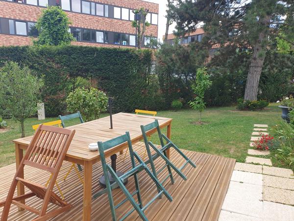 Local commercial VERRIERES LE BUISSON 1 pièce 53 m² utiles