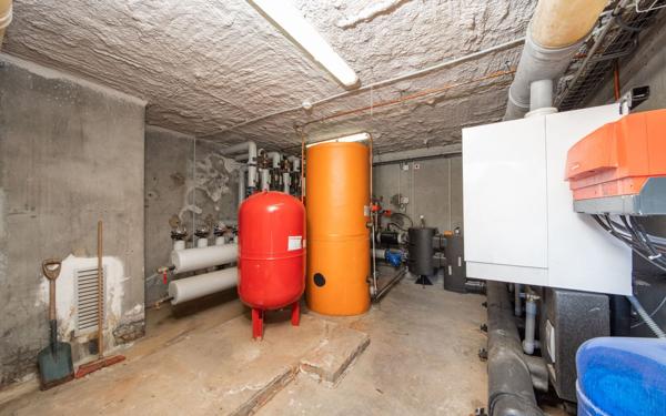 Maison à vendre    13 pièces •  Capendu