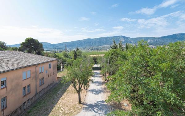 Maison à vendre    13 pièces •  Capendu