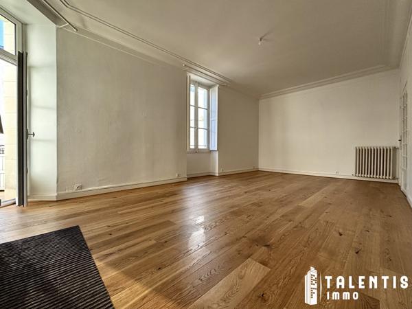 NANTES, PLACE DU CIRQUE | Appartement 5 Pièces (112m² | 3ch)