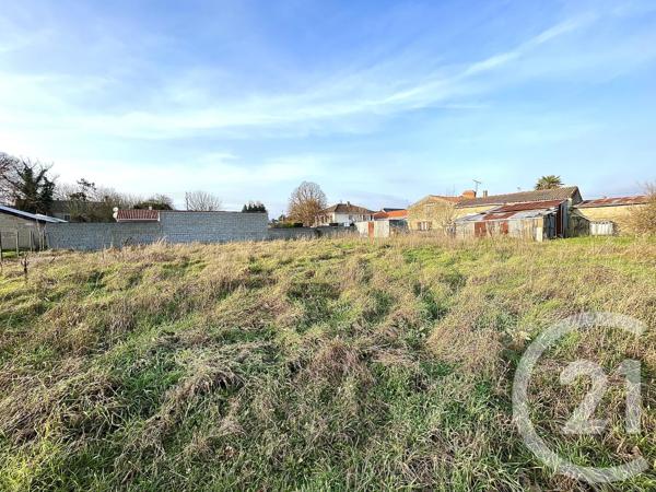 Terrain à vendre  1670 m 2   NAINTRE  - 86