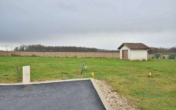 Terrain à vendre    Meximieux