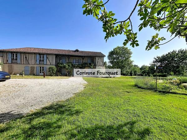 Demeure de caractère datant de 1650 – 7 000 m² de parc