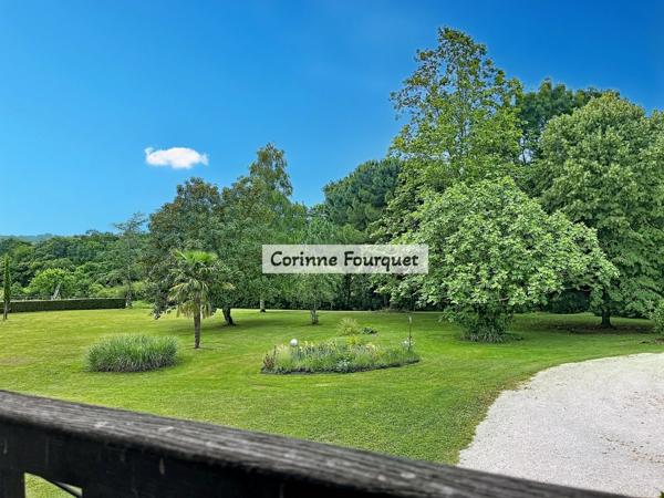 Demeure de caractère datant de 1650 – 7 000 m² de parc
