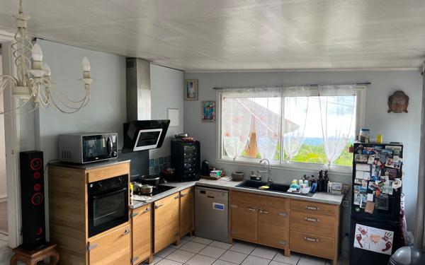 Maison à vendre    5 pièces • 170 m2 Le Tampon