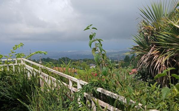 Maison à vendre    5 pièces • 170 m2 Le Tampon