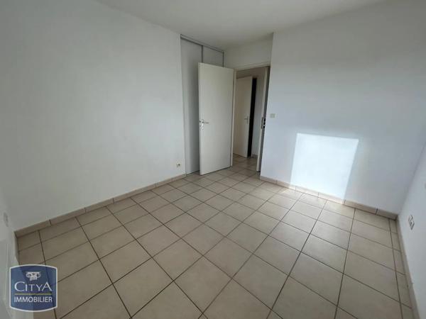 Appartement à louer 2 pièces 40.92m² Poitiers (86000)