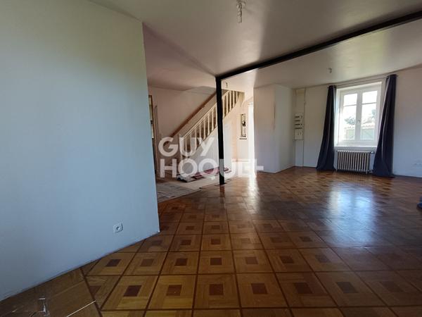 Charmante maison de famille en pierre à Sail-sous-Couzan