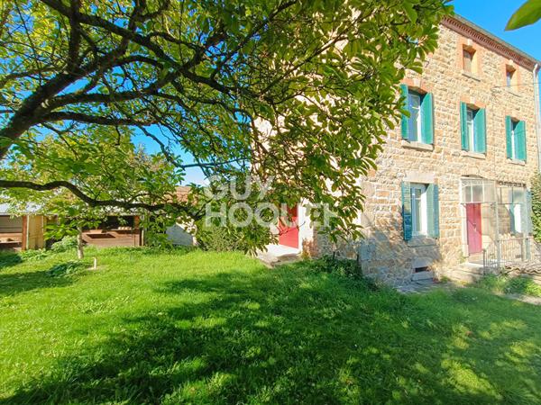Charmante maison de famille en pierre à Sail-sous-Couzan