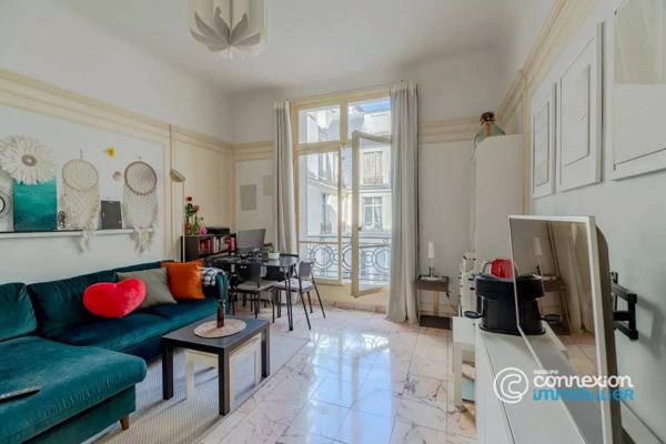 Studio 32,51m2 - CHAMPS-ÉLYSÉES