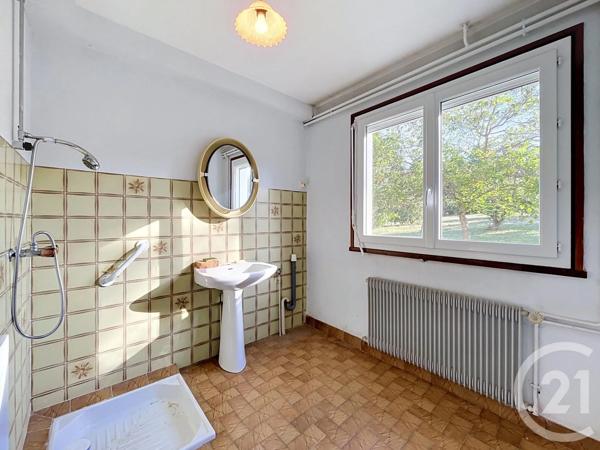 Maison à vendre  6 pièces - 182,99 m 2   BLAVOZY  - 43