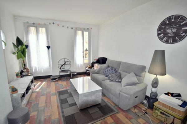 Appartement t2 + Local commerciale attenant, DIGNE LES BAINS (04)