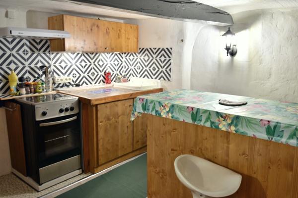 Appartement t2 + Local commerciale attenant, DIGNE LES BAINS (04)