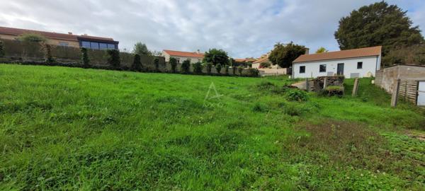 TERRAIN CONSTRUCTIBLE VIABILISE 500 M2