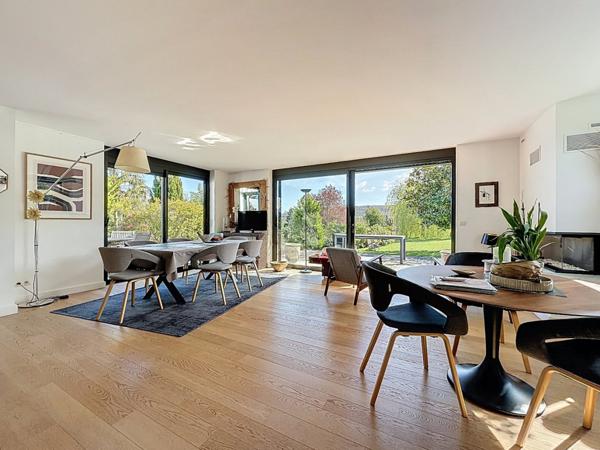 6 chambres, Pont-lÉvêque  Piscine & vie de plain-pied