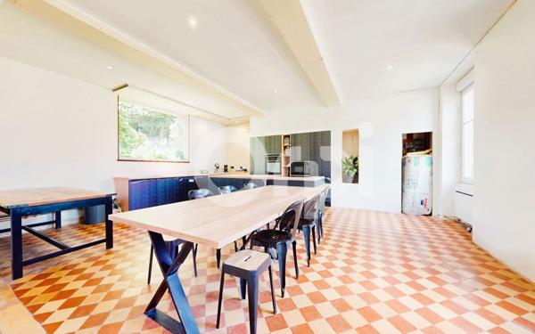 Maison à vendre    6 pièces • 240 m2 Soissons