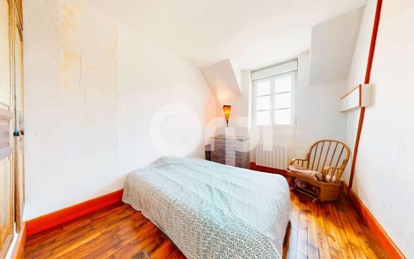 Maison à vendre    6 pièces • 240 m2 Soissons