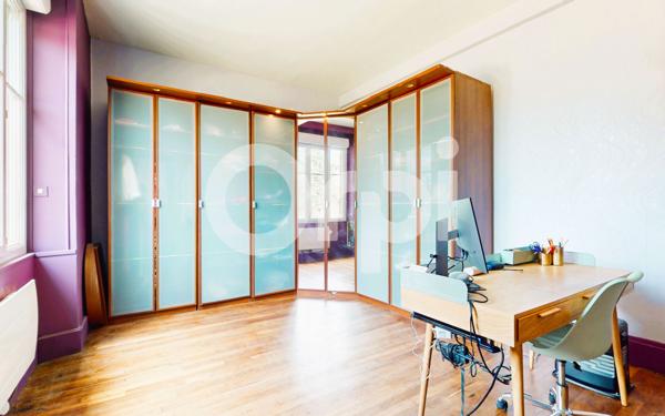 Maison à vendre    6 pièces • 240 m2 Soissons