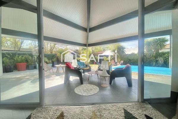 Belle maison récente avec Piscine et Pool House  4 pièces - 3 chambres