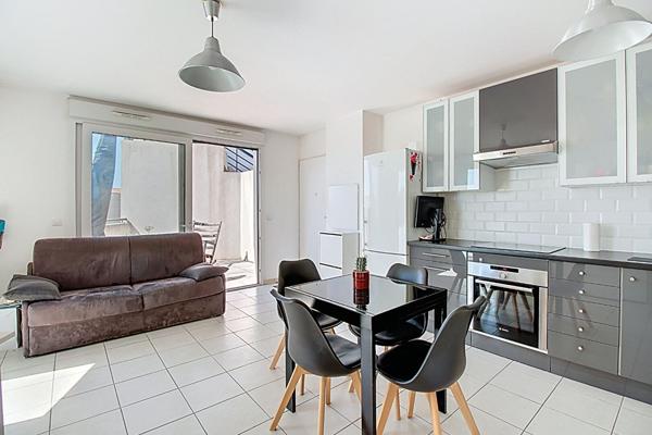 NESTENN VITROLLES Appartement T3 de 45 m² avec terrasse exposée ouest de 9m² Exclusivité
