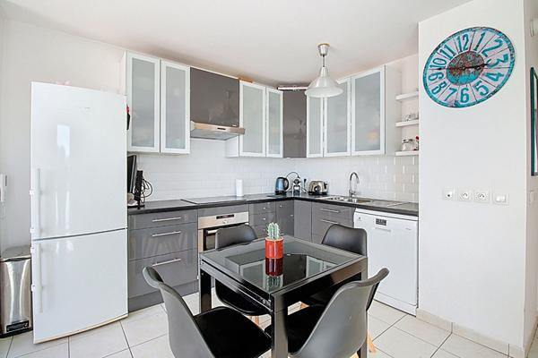 NESTENN VITROLLES Appartement T3 de 45 m² avec terrasse exposée ouest de 9m² Exclusivité