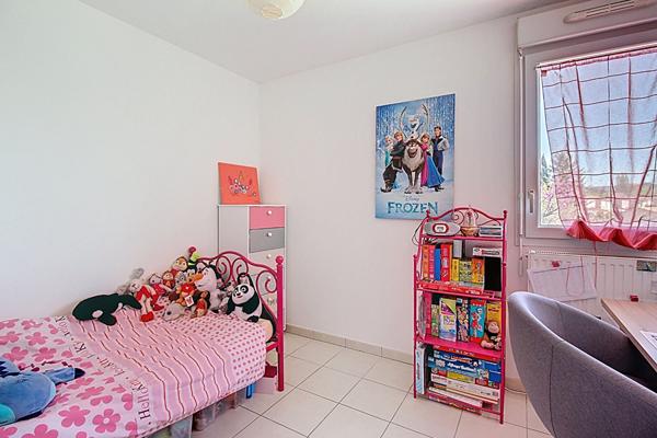 NESTENN VITROLLES Appartement T3 de 45 m² avec terrasse exposée ouest de 9m² Exclusivité