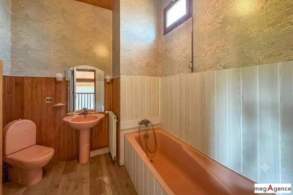 Maison à BLANQUEFORT, 33290 - 7 pièces 133m²