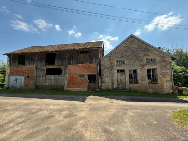 Maison à vendre 6 pièces proche de MONTBARD (21)