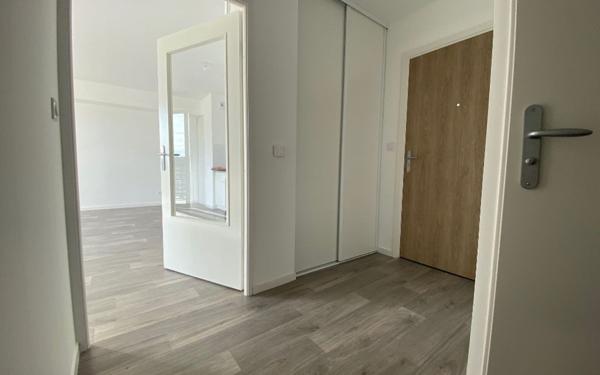 Appartement à louer    2 pièces •  Saran