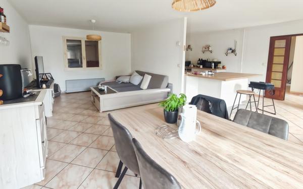 Maison à vendre    4 pièces •  Annesse-et-Beaulieu