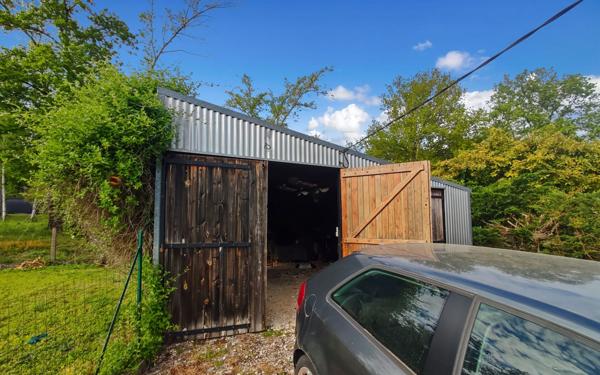 Maison à vendre    4 pièces •  Annesse-et-Beaulieu