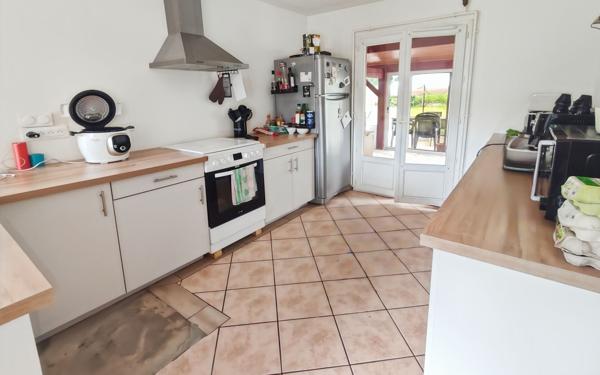 Maison à vendre    4 pièces •  Annesse-et-Beaulieu