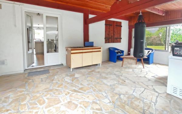 Maison à vendre    4 pièces •  Annesse-et-Beaulieu